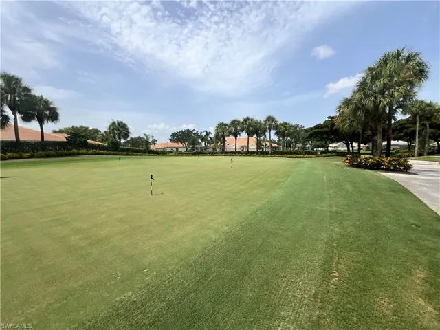 Practice Putting Green