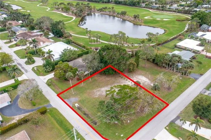 264 Cypress Way Way W, Naples, Florida 34110