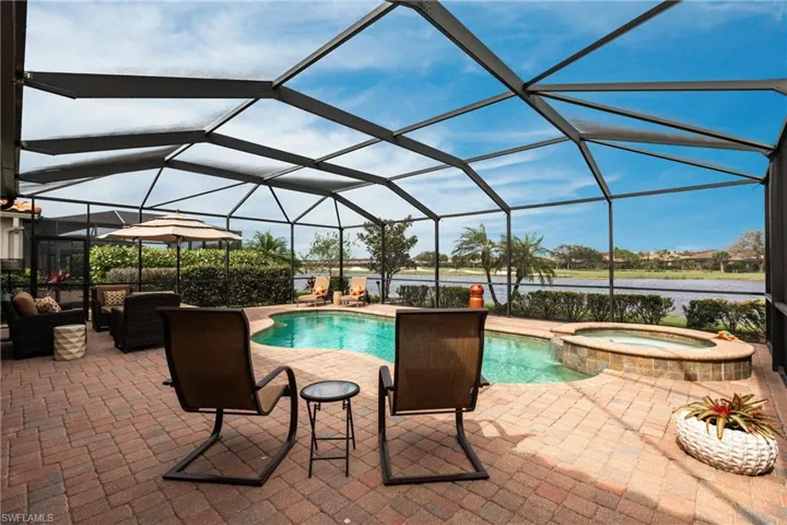 Lanai with Outdoor Seating