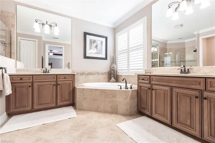 Master Bath with Soaking Tub