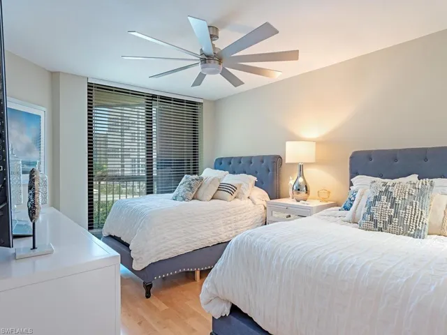 4551 Gulf Shore Blvd N 606, Naples, Florida 34103