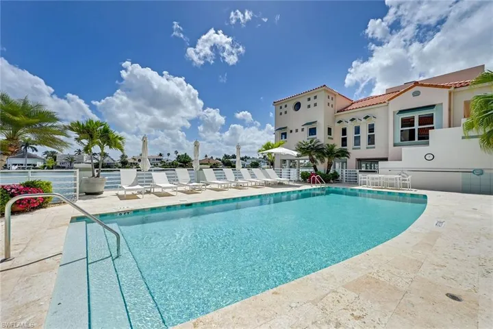Bayfront Pool