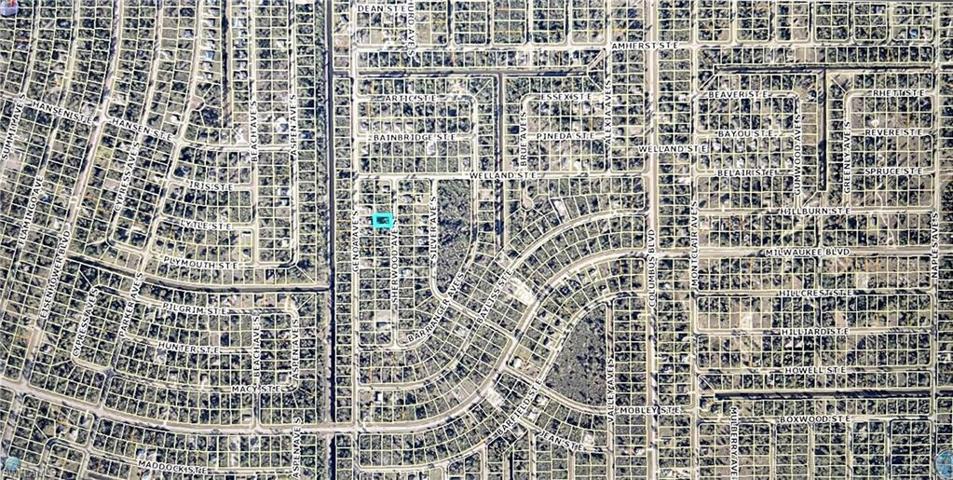 552 Sherwood AVE S, LEHIGH ACRES FL 33974