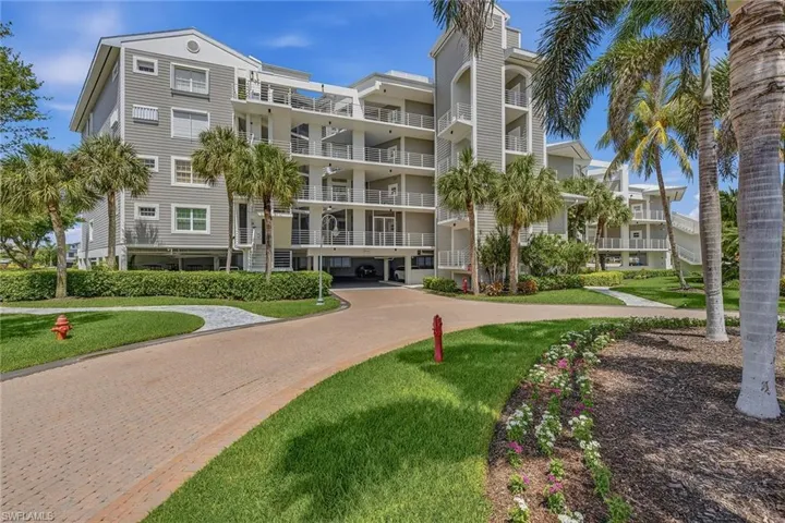 824 Hideaway Cir E 324, Marco Island, Florida 34145
