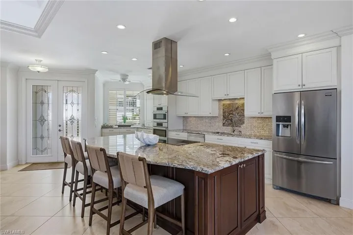 824 Hideaway Cir E 324, Marco Island, Florida 34145