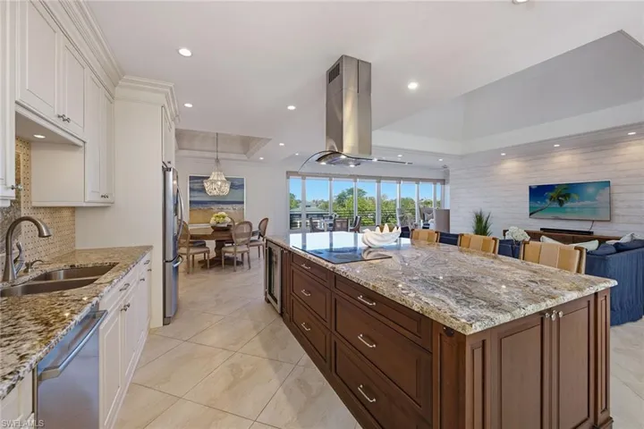 824 Hideaway Cir E 324, Marco Island, Florida 34145