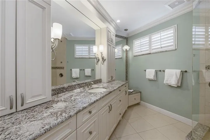 824 Hideaway Cir E 324, Marco Island, Florida 34145