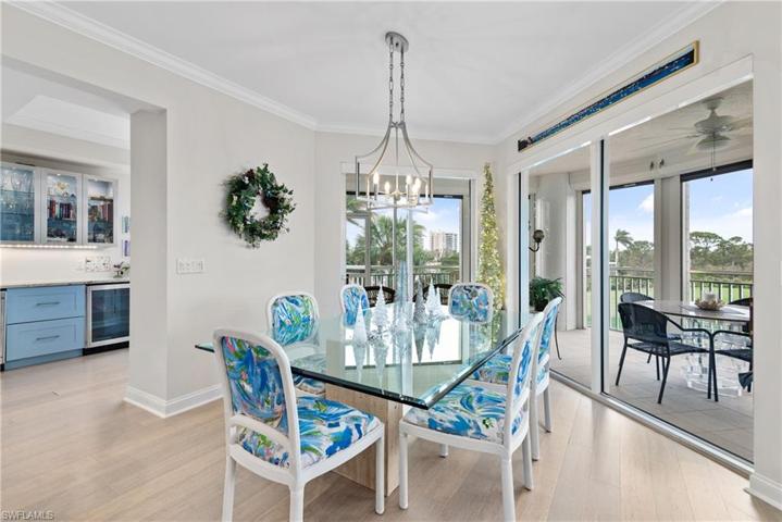 Glass dining room table conveys with sale.