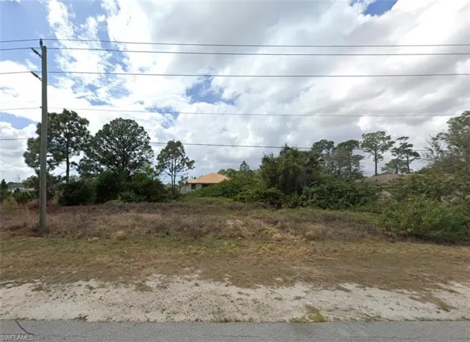 112-114  Gretchen S AVE, Lehigh Acres, FL 33973