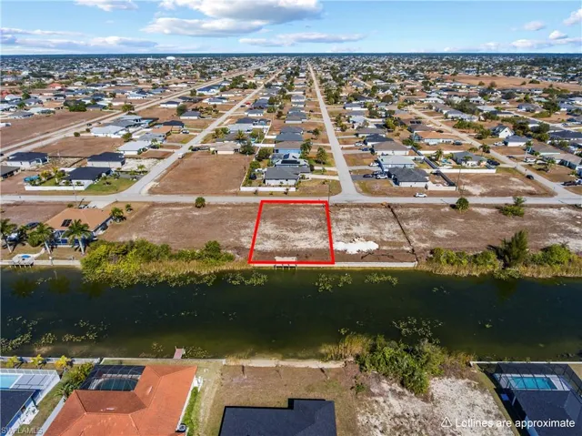 704 Nw 9th St, Cape Coral, Florida 33993
