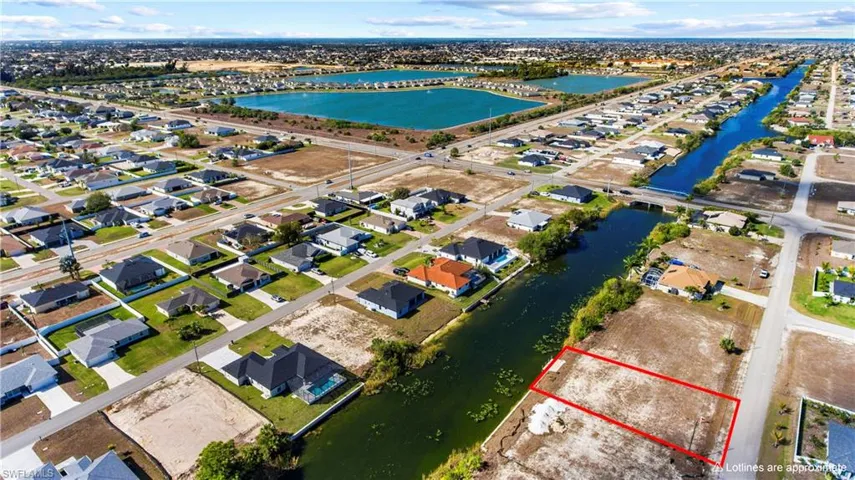 704 Nw 9th St, Cape Coral, Florida 33993