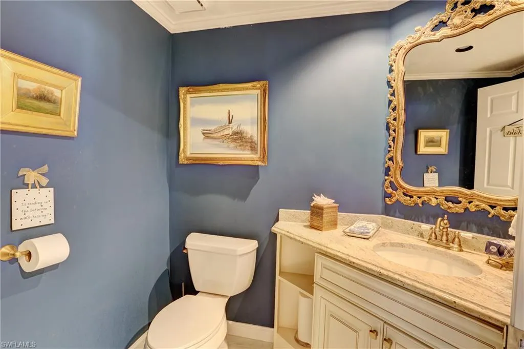 400 Wyndemere WAY, Naples, FL 34105,225047421