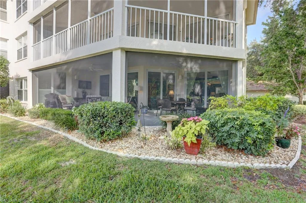 400 Wyndemere WAY, Naples, FL 34105,225047421