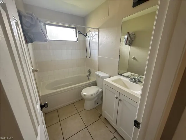 3950 Lora St 206, Fort Myers, Florida 33916