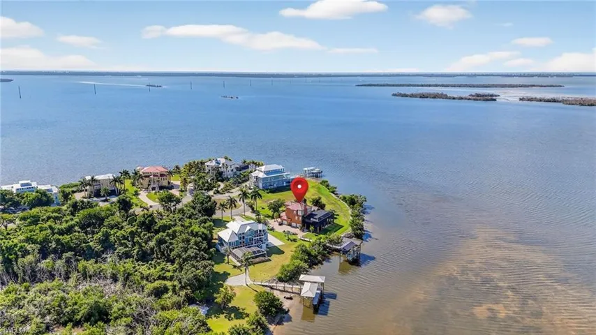 4961 Galt Island Ave, St. James City, Florida 33956