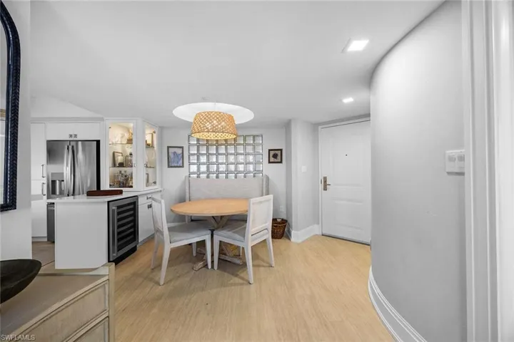 4751 Gulf Shore Blvd N 904, Naples, Florida 34103