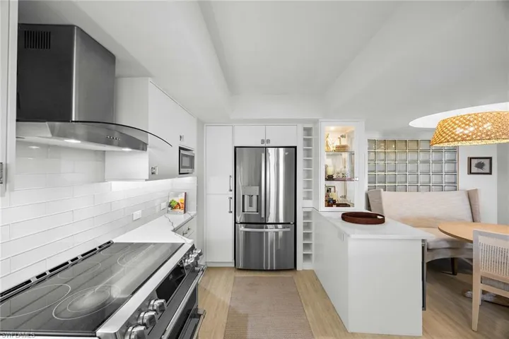 4751 Gulf Shore Blvd N 904, Naples, Florida 34103