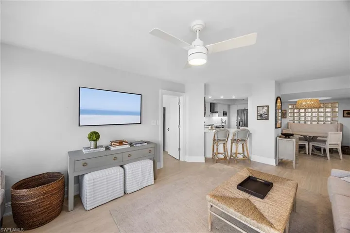 4751 Gulf Shore Blvd N 904, Naples, Florida 34103