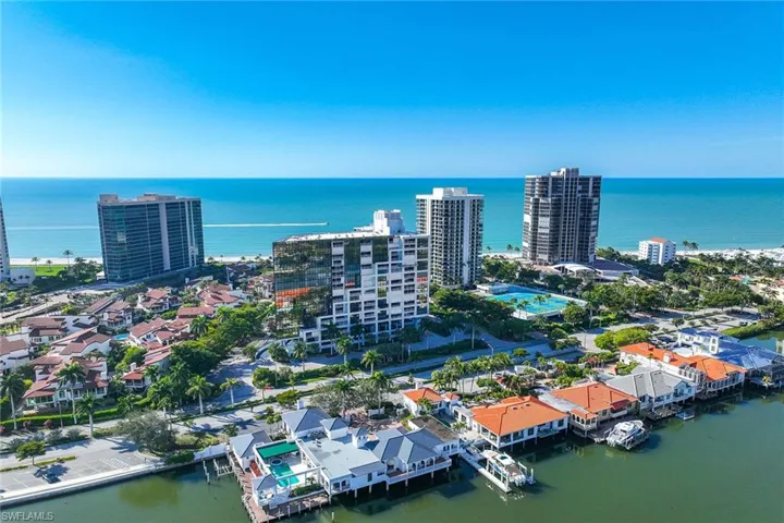4751 Gulf Shore Blvd N 904, Naples, Florida 34103