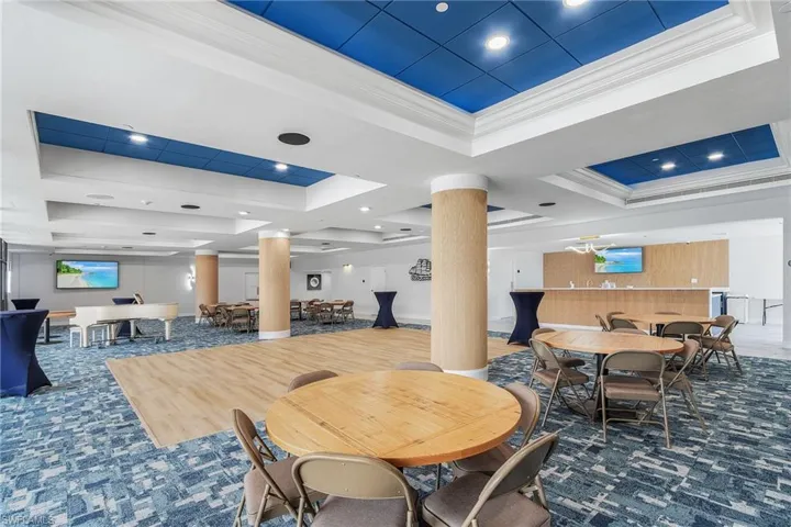 Ariel bar & banquet room