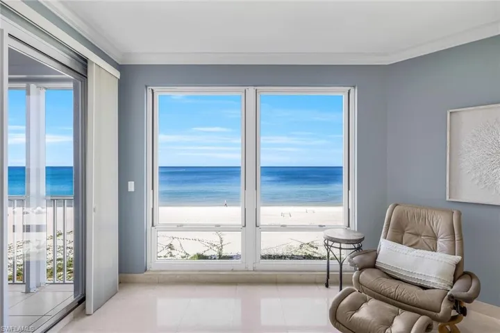 Primary suite opens to beachfront lanai. What better sound is there than to fallasleep to the lull of the ocean waves?