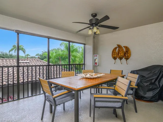 West Facing Lanai