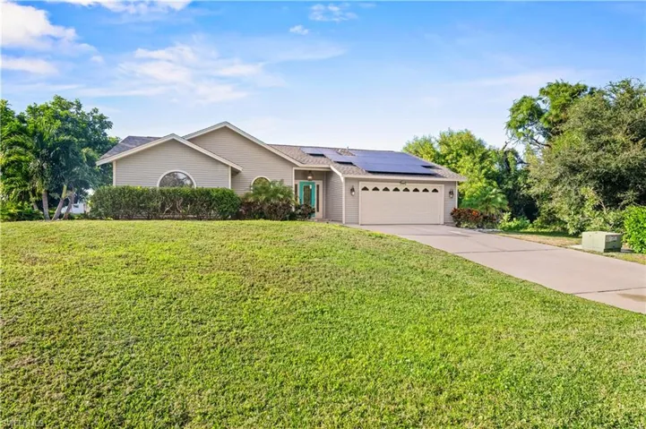 4539 Pine Village Ct, St. James City, Florida 33956