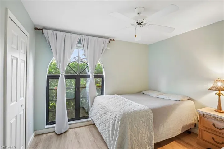 4539 Pine Village Ct, St. James City, Florida 33956
