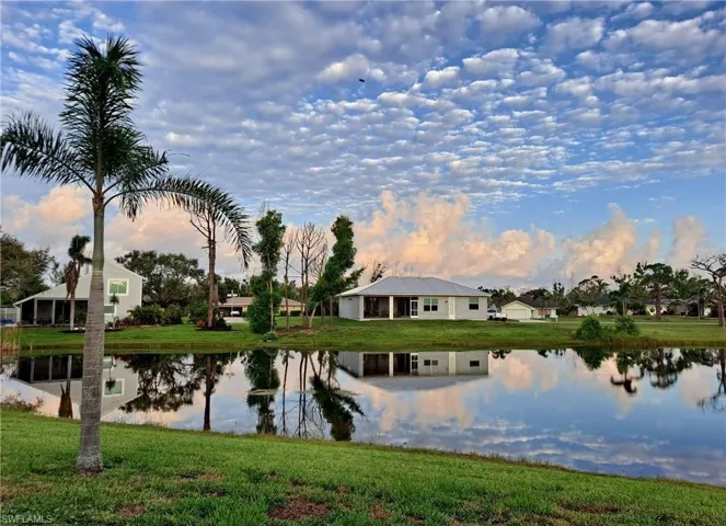 4539 Pine Village Ct, St. James City, Florida 33956