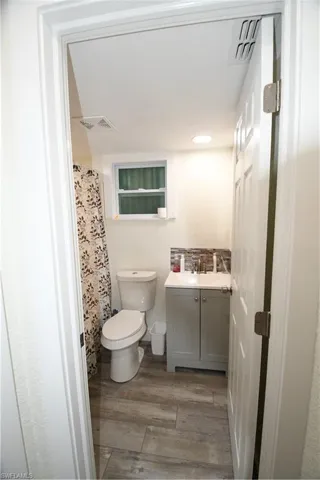 70-72  Cabana  AVE, North Fort Myers, FL 33903