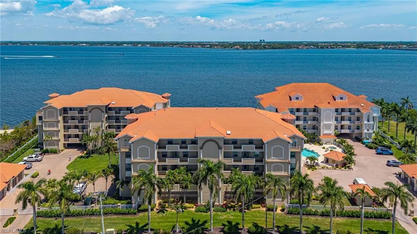 4235 SE 20th  PL, Cape Coral, FL 33904
