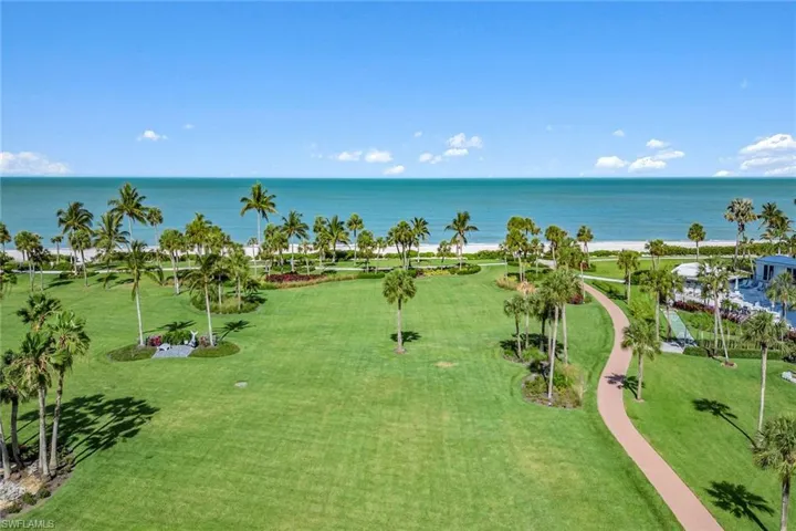 4031 Gulf Shore Blvd N 3b, Naples, Florida 34103