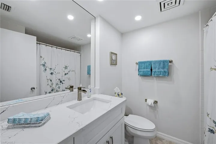 4031 Gulf Shore Blvd N 3b, Naples, Florida 34103