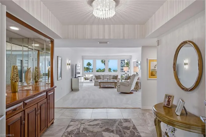 4031 Gulf Shore Blvd N 3b, Naples, Florida 34103