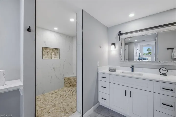 4031 Gulf Shore Blvd N 3b, Naples, Florida 34103