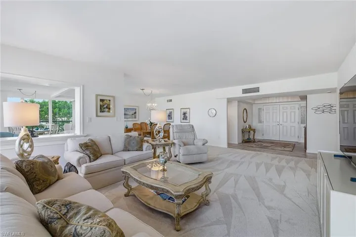 4031 Gulf Shore Blvd N 3b, Naples, Florida 34103