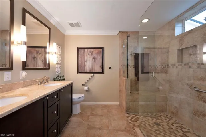 Master Bathroom Ground Floor