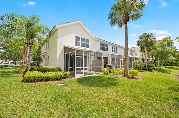1084  Hampton  CIR, Naples, FL 34105