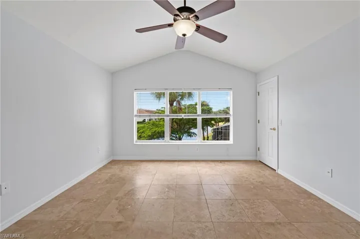 1084  Hampton  CIR, Naples, FL 34105