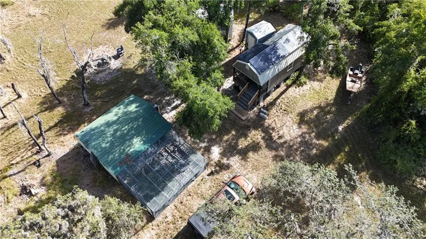 Aerial view of property and surrounding area