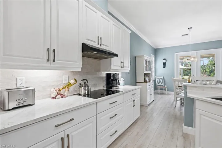 3662 Grand Cypress Dr, Naples, Florida 34119