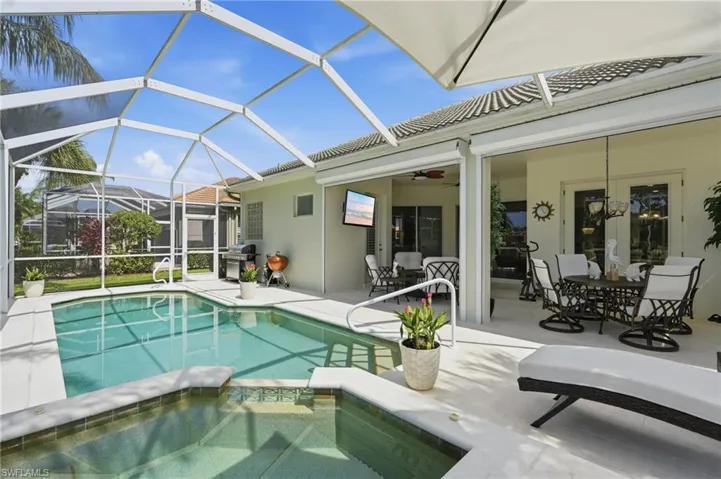 3662 Grand Cypress Dr, Naples, Florida 34119