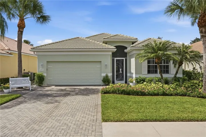 3662 Grand Cypress Dr, Naples, Florida 34119
