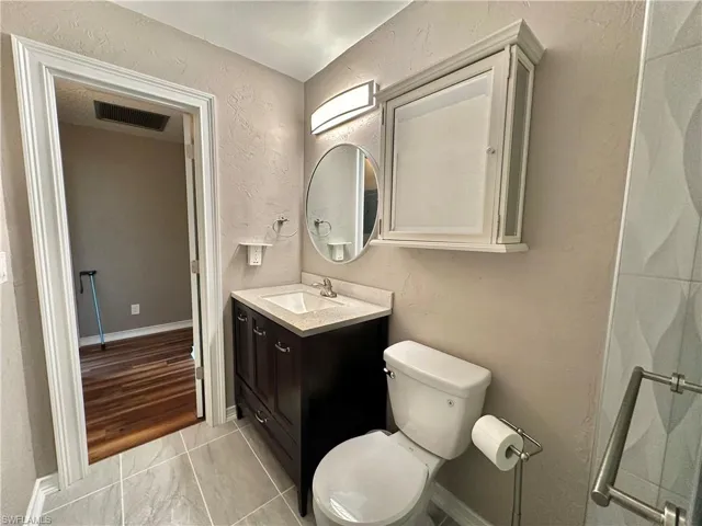 15427 Crystal Lake Dr, North Fort Myers, Florida 33917