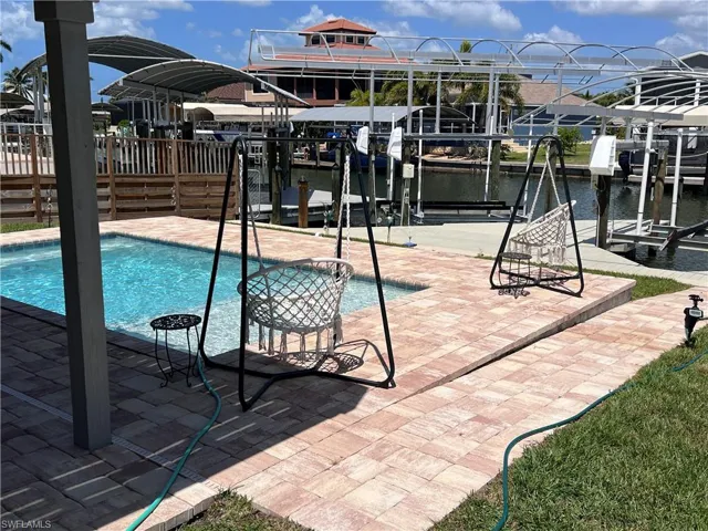 3620  Emerald  AVE, St. James City, FL 33956