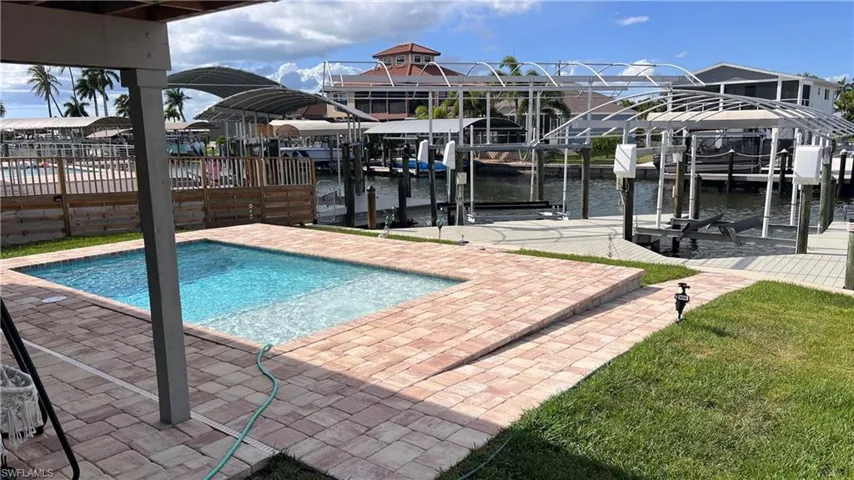 3620  Emerald  AVE, St. James City, FL 33956