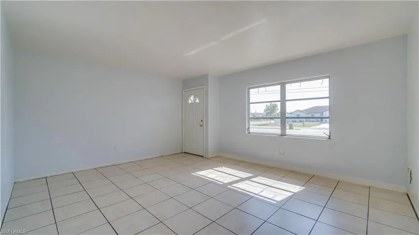 107 SW 16th  TER, Cape Coral, FL 33991