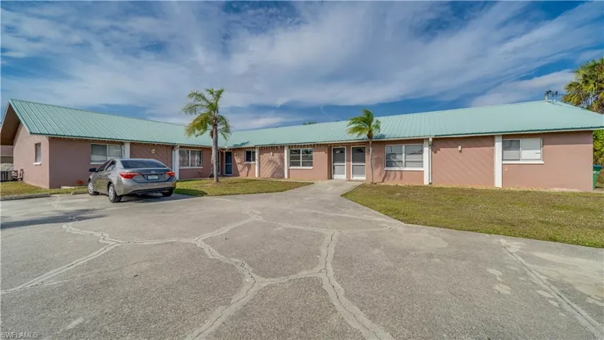 107 SW 16th  TER, Cape Coral, FL 33991