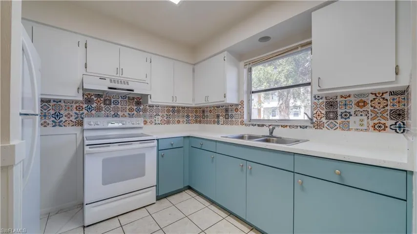 107 SW 16th  TER, Cape Coral, FL 33991