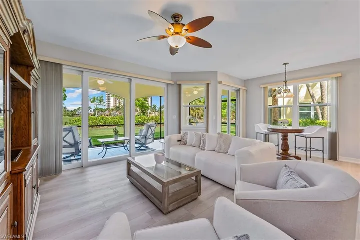 1263 Rialto Way 102, Naples, Florida 34114